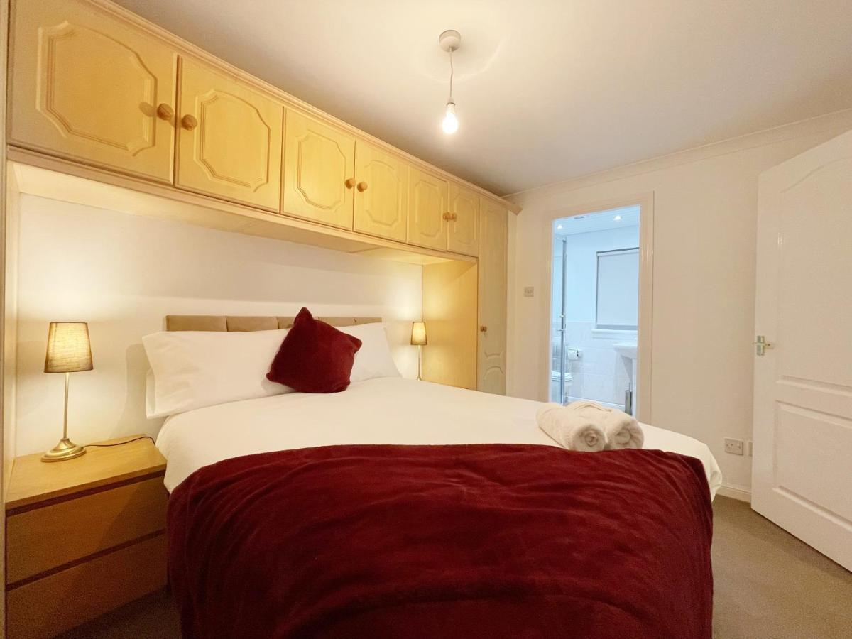 Cozy Nights Svp Detached House Villa Glasgow Exterior photo